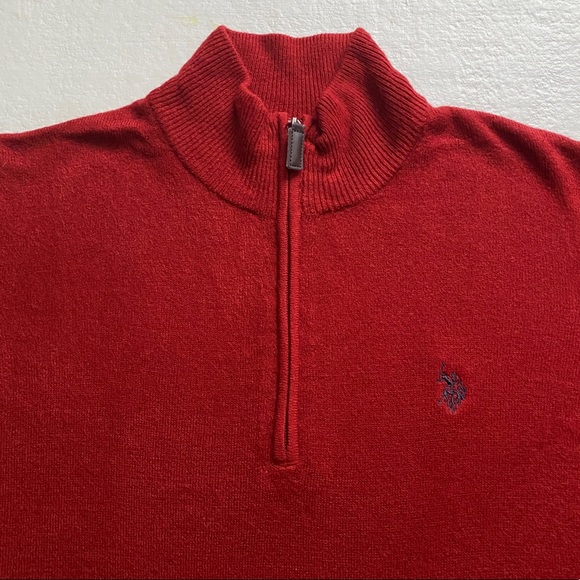 Men’s Red U.S. Pollo Assn Medium Zip Up - Picture 7 of 8
